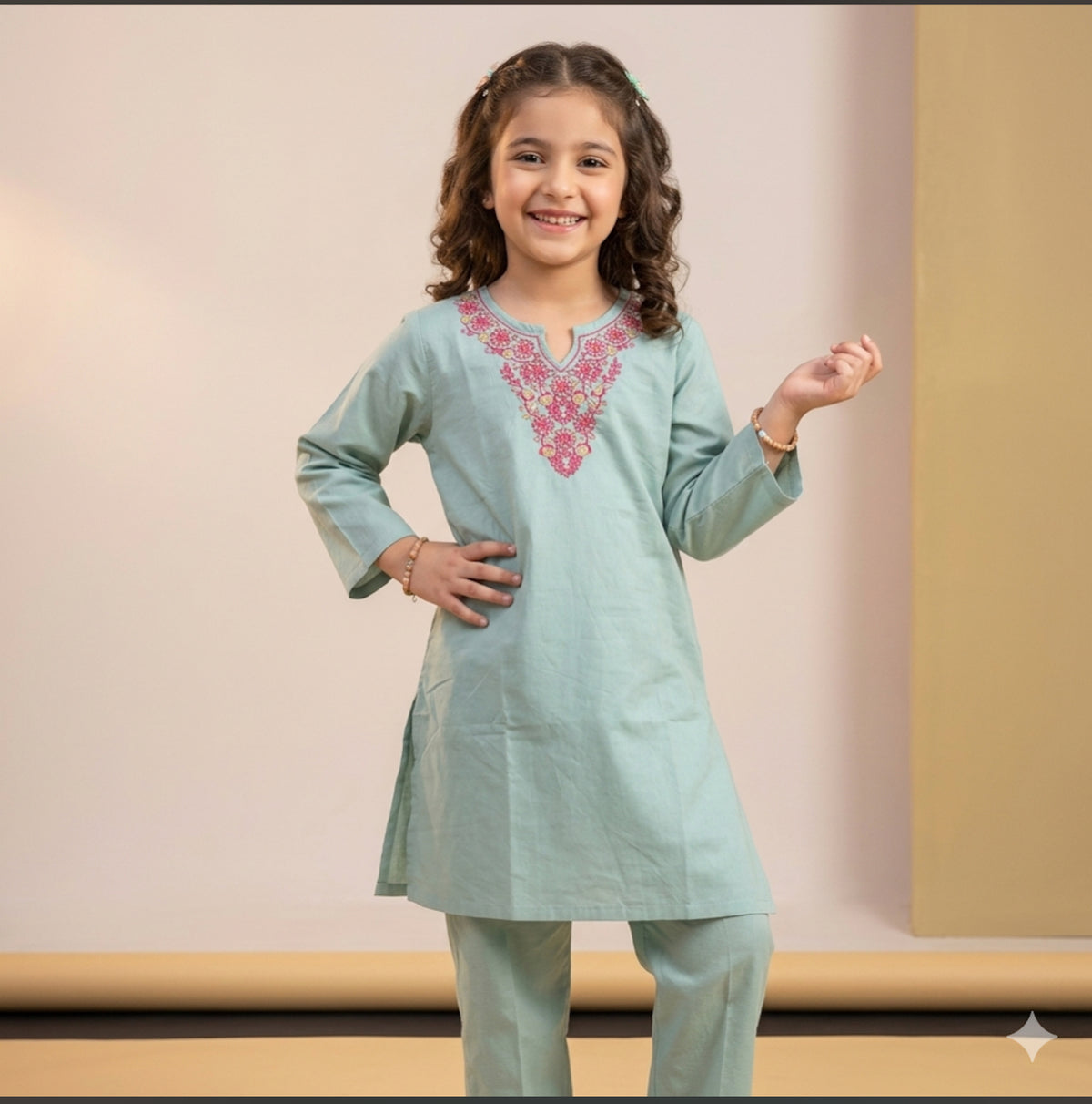 Shahana kids emb lawn 2pc